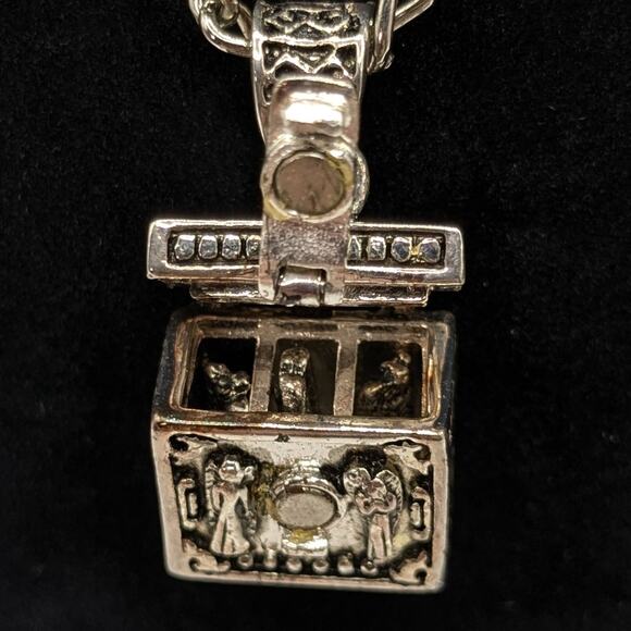 Patricia Victoria Hale Guardian Angels Silver Tone Prayer Box Pendant Necklace - Picture 4 of 8